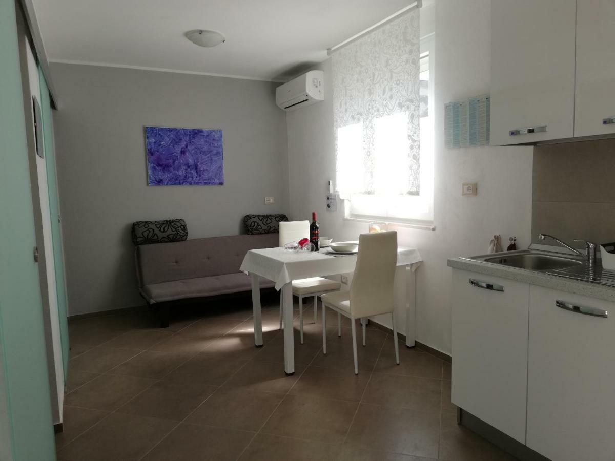Apartment Rotiroti Zadar